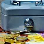 cashbox-1642989_1920