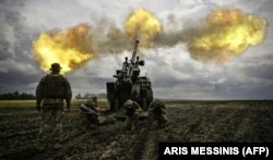 Украинская артиллерия работает в Донбассе.  Июнь 2022 года