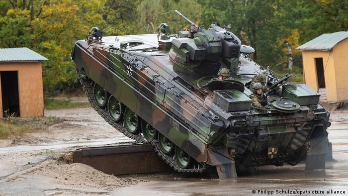 Німецький БМП Marder (фото з архіву)