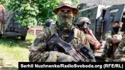 Бойцы «Иностранного легиона обороны Украины» в Северодонецке Луганской области, 2 июня 2022 года 