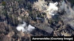 Взрывы российской военной техники, снятые дроном украинской организации «Аэроразведка»
