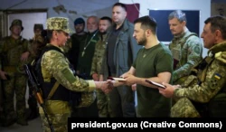 Президент награждает защитников Николаевщины, июнь 2022