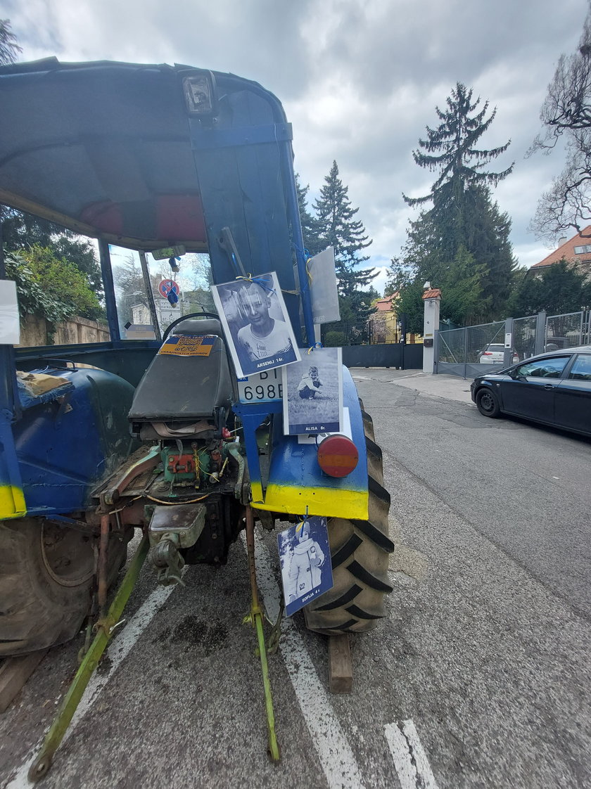 Акція протесту перед посольством Росії в Братиславі.