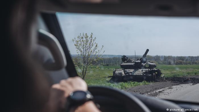 Російський танк на околицях Харкова