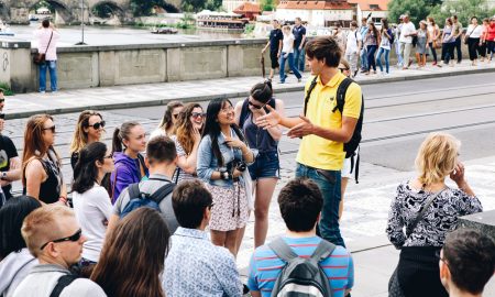 Працюючи гідом в Норвегії віза не потрібна.