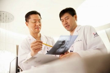 Робота лікарем в Кореї