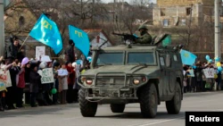 Оккупация и сопротивление.  Два года назад (фотогалерея)