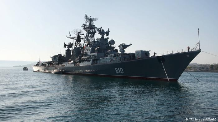 Корабель ВМФ РФ у Севастополі