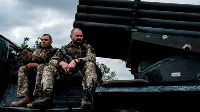 voennye ukrainy 3 - Скільки платять військовим на війні в Україні в 2022 році: призовникам, контрактникам та мобілізованим