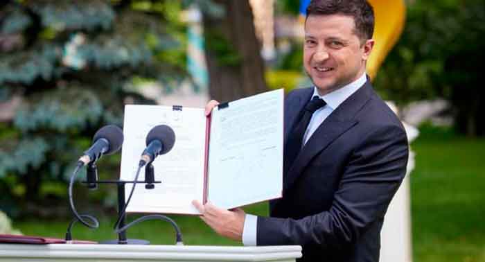 zarplata prezidenta 1 - Последние новости о повышении зарплаты президента Украины в 2023 году