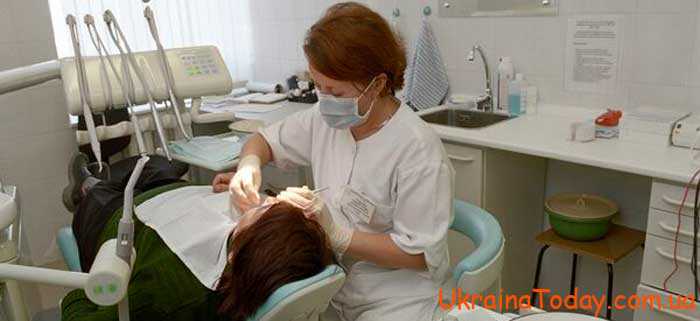 Каким будет повышение зарплаты стоматолога в Украине